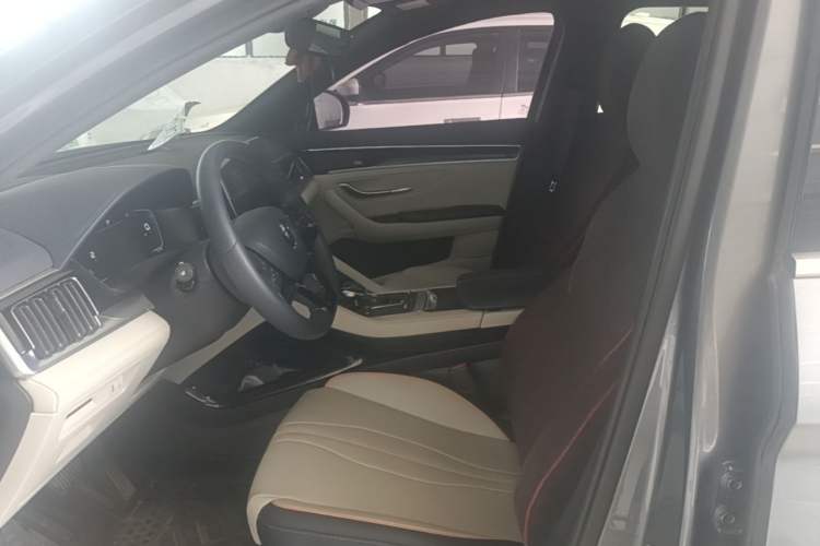 Used BYD Song PLUS New Energy 2021 DM-i 110KM Flagship Model Left Front Seat
