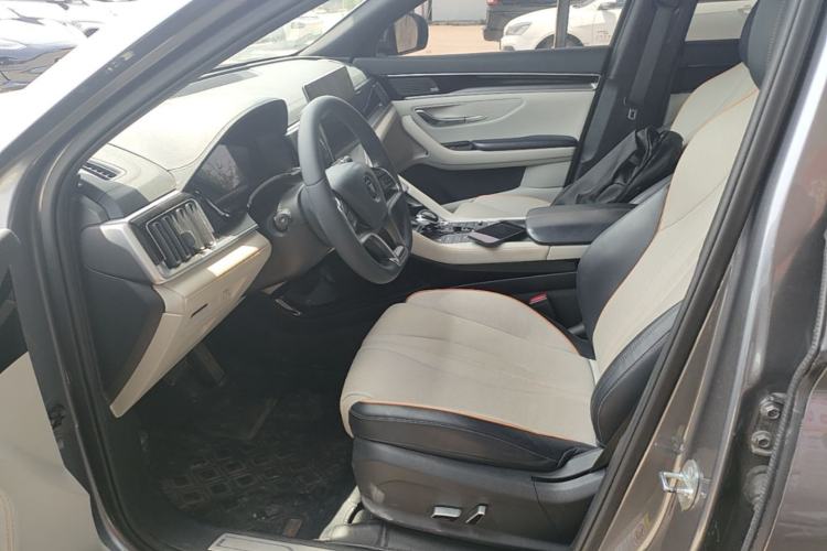 Used BYD Song PLUS New Energy 2021 EV Flagship Model Left Front Seat