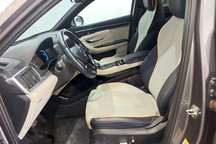 Used BYD Song PLUS New Energy 2021 DM-i 110KM Flagship Model Left Front Seat