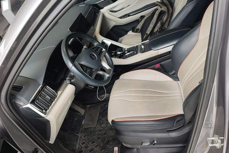 Used BYD Song PLUS New Energy 2021 EV Flagship Model Left Front Seat