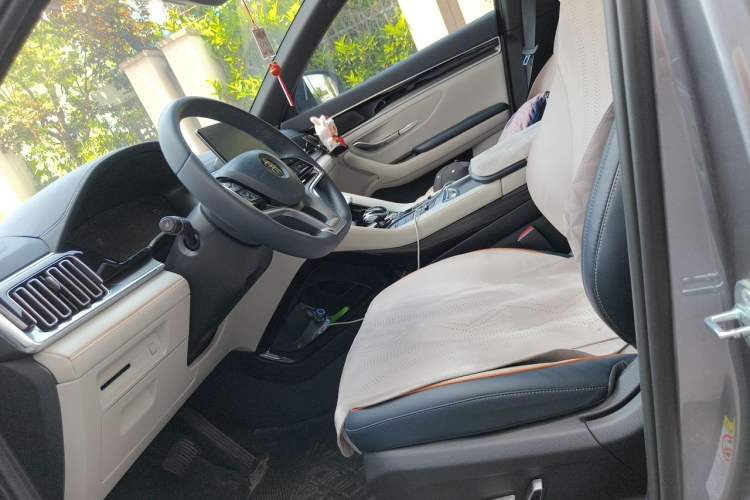 Used BYD Song PLUS New Energy 2021 DM-i 110KM Flagship PLUS Left Front Seat