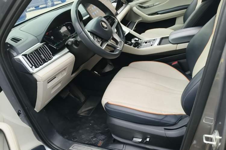 Used BYD Song PLUS New Energy 2021 DM-i 110KM Flagship PLUS 5G Edition Left Front Seat