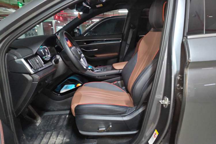 Used BYD Song PLUS New Energy 2021 DM-i 100KM Four-Wheel Drive Flagship PLUS Left Front Seat