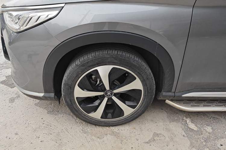 Used BYD Song PLUS New Energy 2021 DM-i 110KM Flagship Model Left Front Wheel Hub