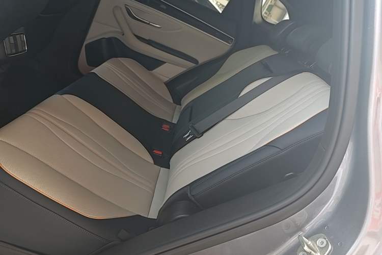 Used BYD Song PLUS New Energy 2021 DM-i 51KM Prestige Model Left Rear Seat