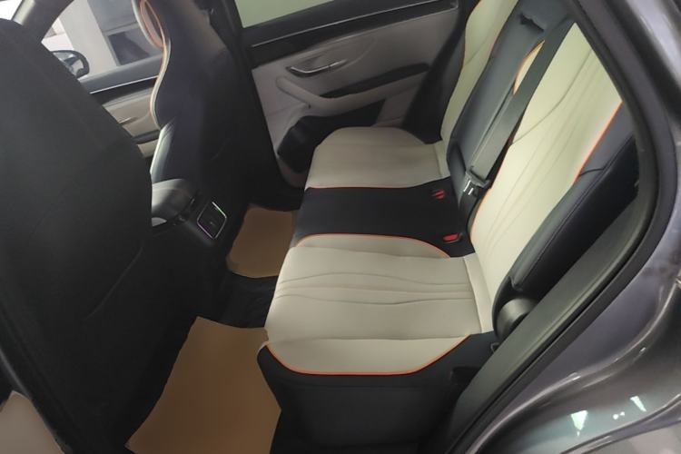 Used BYD Song PLUS New Energy 2021 DM-i 110KM Flagship Model Left Rear Seat