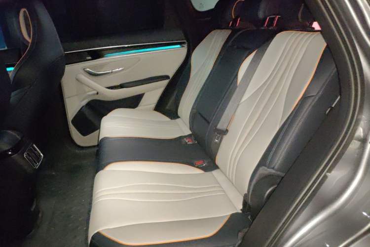 Used BYD Song PLUS New Energy 2021 DM-i 110KM Flagship Model Left Rear Seat