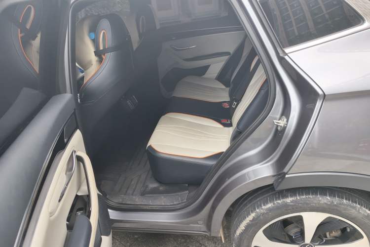 Used BYD Song PLUS New Energy 2021 DM-i 110KM Flagship Model Left Rear Seat