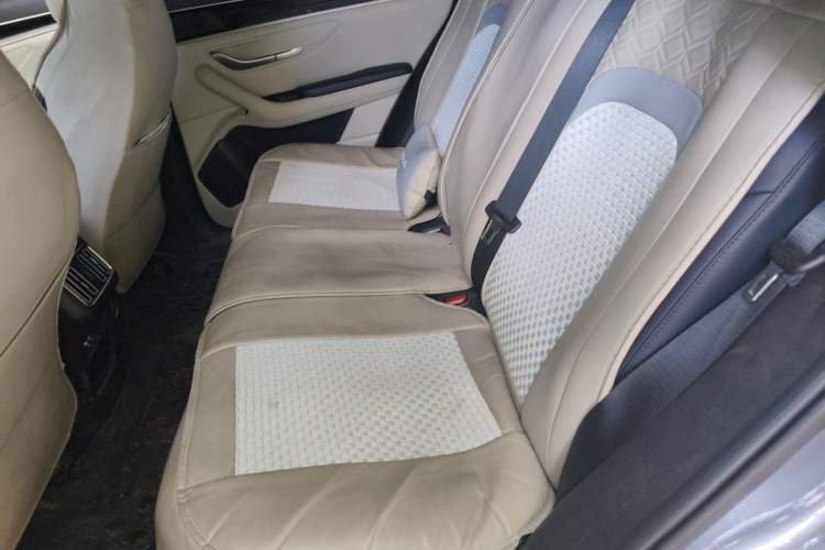 Used BYD Song PLUS New Energy 2021 DM-i 110KM Flagship Model Left Rear Seat