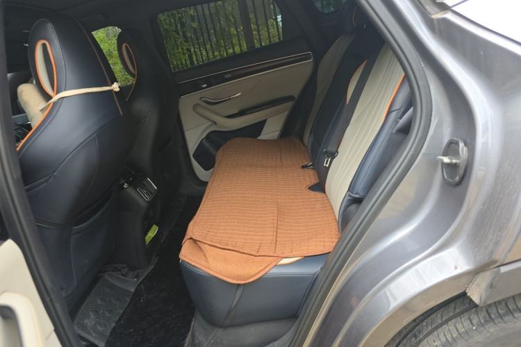 Used BYD Song PLUS New Energy 2021 DM-i 110KM Flagship Model Left Rear Seat
