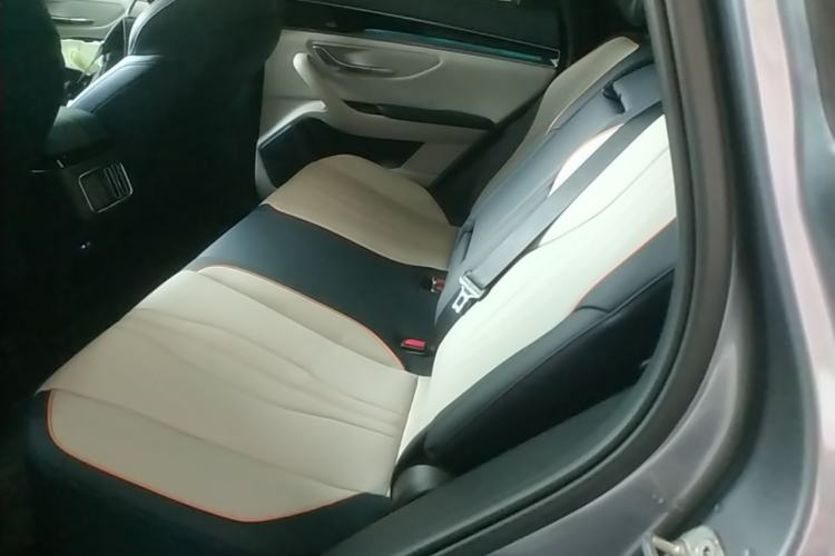 Used BYD Song PLUS New Energy 2021 DM-i 110KM Flagship Model Left Rear Seat