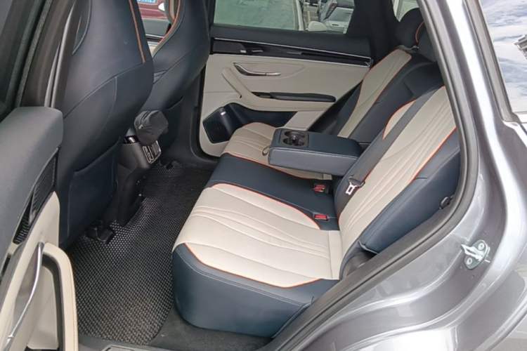 Used BYD Song PLUS New Energy 2021 DM-i 110KM Flagship PLUS Left Rear Seat