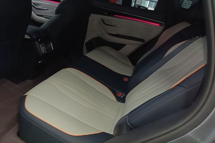 Used BYD Song PLUS New Energy 2021 DM-i 110KM Flagship PLUS Left Rear Seat
