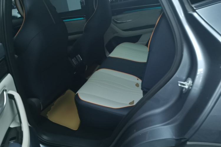 Used BYD Song PLUS New Energy 2021 DM-i 110KM Flagship Model Left Rear Seat