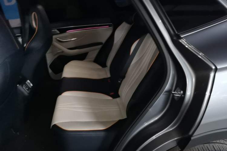 Used BYD Song PLUS New Energy 2021 DM-i 51KM Prestige Model Left Rear Seat