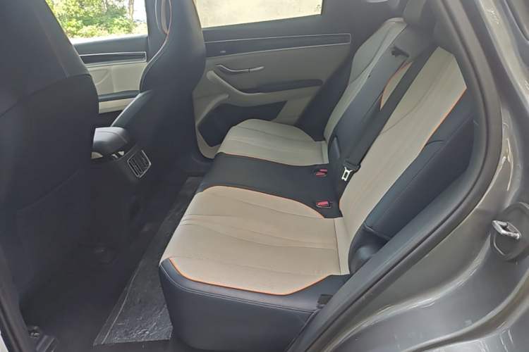 Used BYD Song PLUS New Energy 2021 DM-i 110KM Flagship PLUS Left Rear Seat