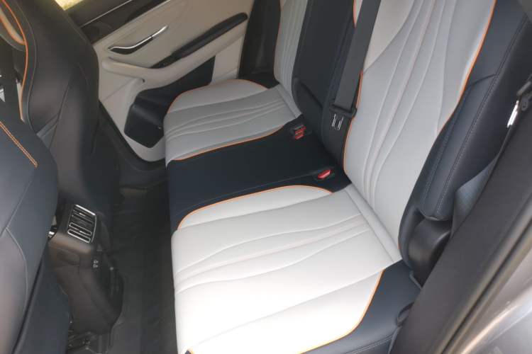 Used BYD Song PLUS New Energy 2021 DM-i 110KM Flagship Model Left Rear Seat