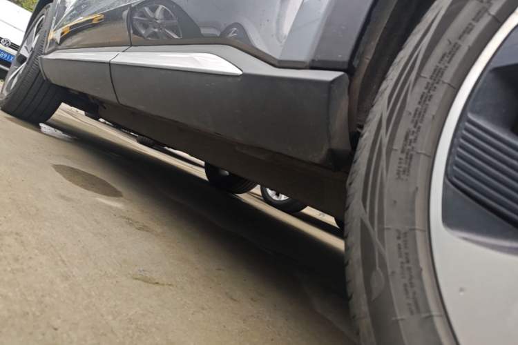 Used BYD Song PLUS New Energy 2021 EV Deluxe Model Left Side Sill