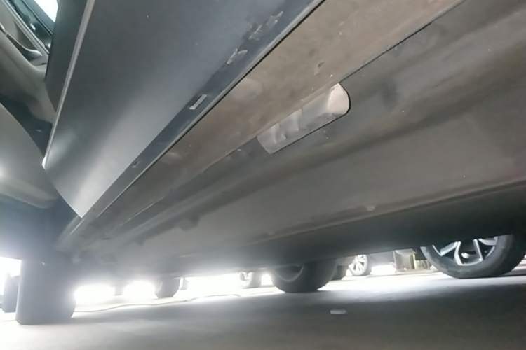 Used BYD Song PLUS New Energy 2021 EV Flagship Model Left Side Sill