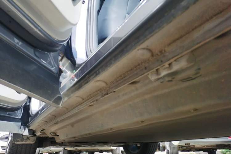Used BYD Song PLUS New Energy 2021 EV Executive Model Left Side Sill