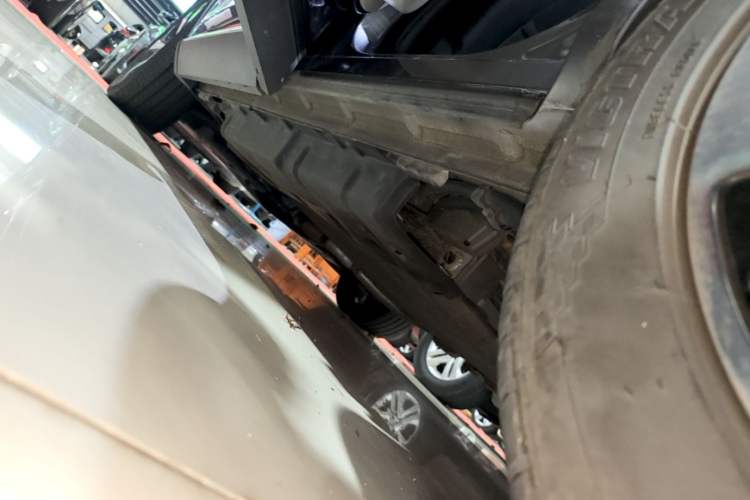 Used BYD Song PLUS New Energy 2021 DM-i 110KM Flagship Model Left Side Sill