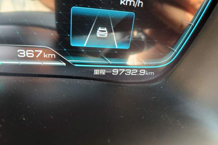Used BYD Song PLUS New Energy 2021 DM-i 110KM Flagship Model Odometer Close Up