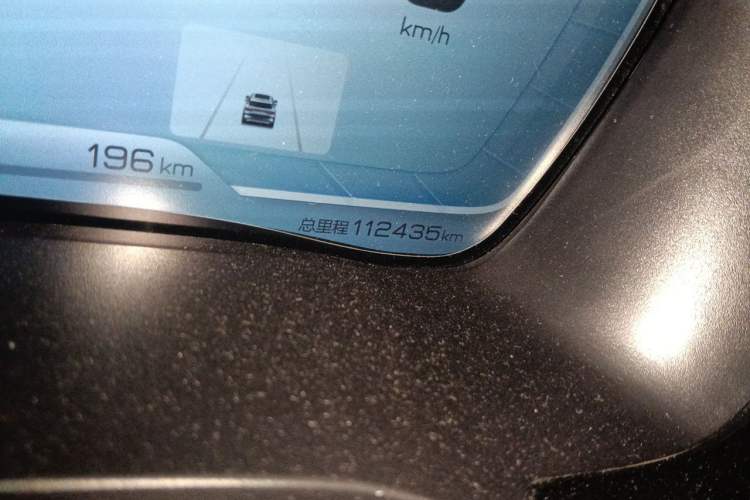 Used BYD Song PLUS New Energy 2021 DM-i 100KM Four-Wheel Drive Flagship PLUS Odometer Close Up