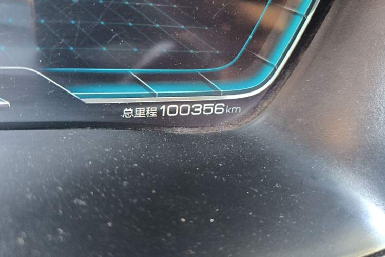 Used BYD Song PLUS New Energy 2021 EV Flagship Model Odometer Close Up
