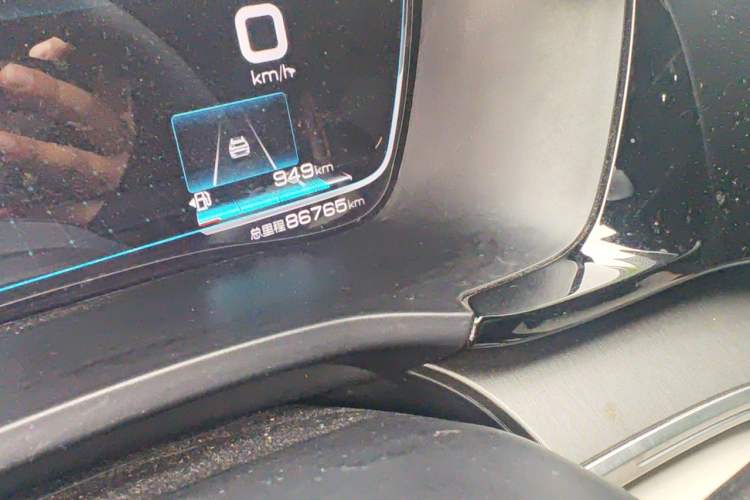 Used BYD Song PLUS New Energy 2021 DM-i 110KM Flagship PLUS Odometer Close Up