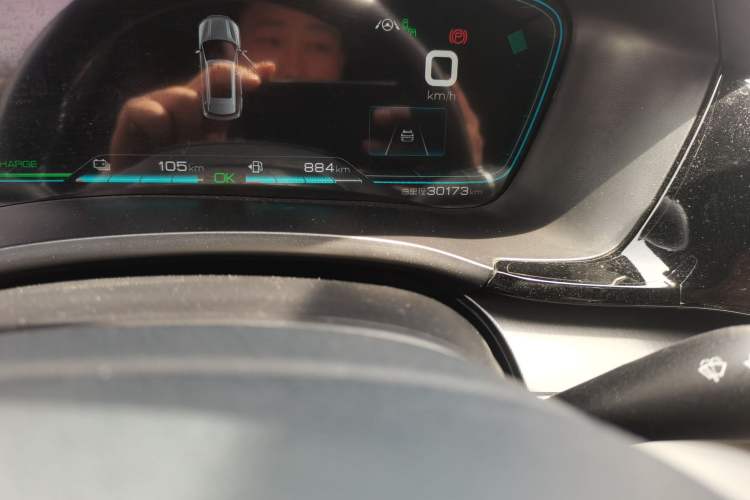 Used BYD Song PLUS New Energy 2021 DM-i 110KM Flagship PLUS Odometer Close Up