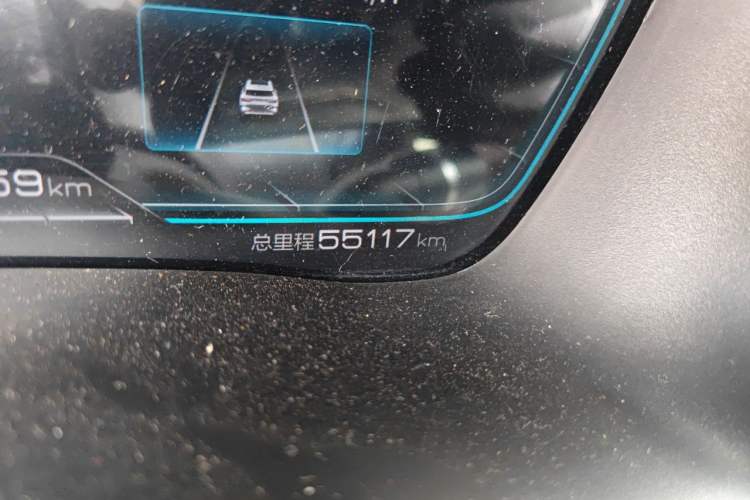 Used BYD Song PLUS New Energy 2021 DM-i 110KM Flagship PLUS Odometer Close Up