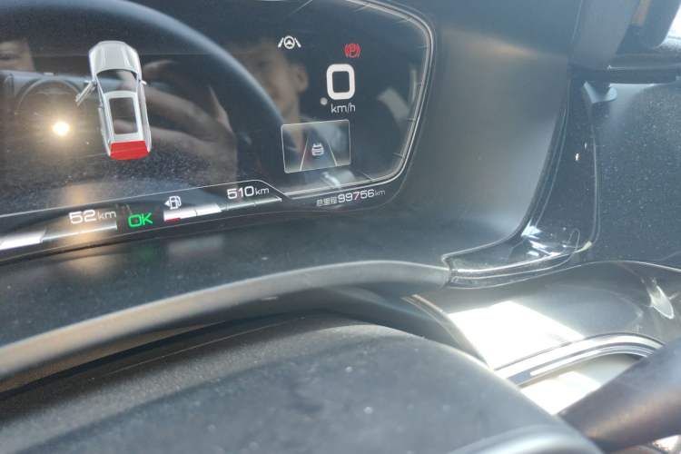 Used BYD Song PLUS New Energy 2021 DM-i 110KM Flagship PLUS Odometer Close Up