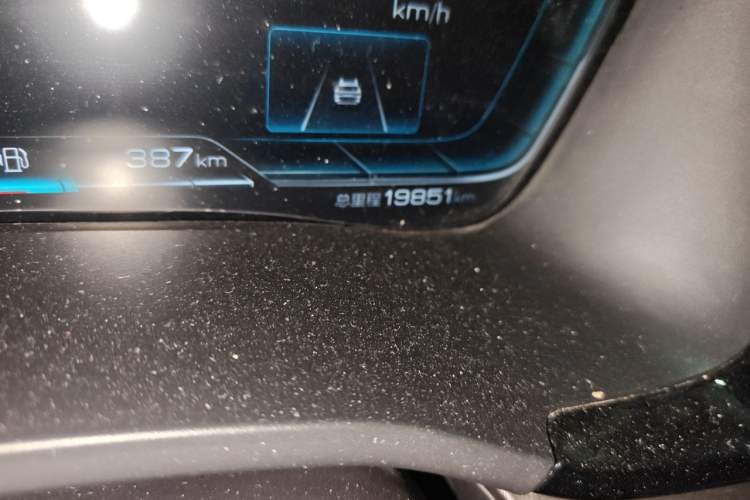 Used BYD Song PLUS New Energy 2021 DM-i 110KM Flagship PLUS Odometer Close Up