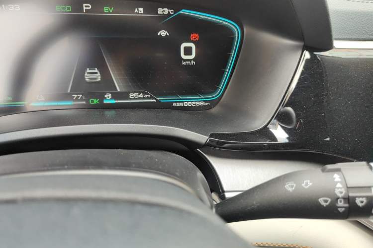Used BYD Song PLUS New Energy 2021 DM-i 110KM Flagship PLUS Odometer Close Up