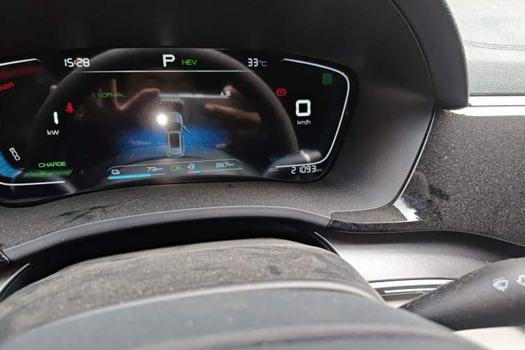 Used BYD Song PLUS New Energy 2021 DM-i 110KM Flagship Model Odometer Close Up