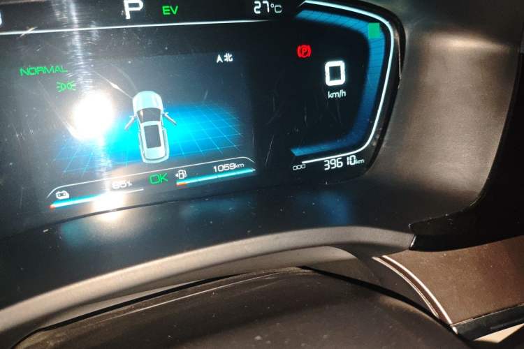 Used BYD Song PLUS New Energy 2021 DM-i 110KM Flagship Model Odometer Close Up