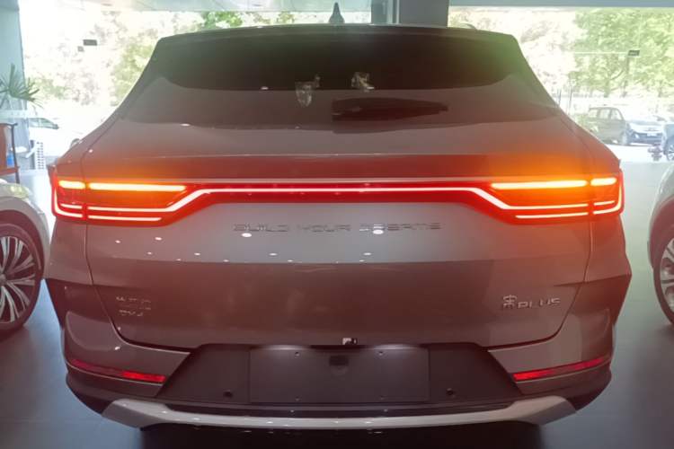 Used BYD Song PLUS New Energy 2021 DM-i 110KM Flagship PLUS 5G Edition Rear