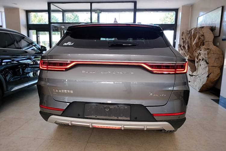 Used BYD Song PLUS New Energy 2021 EV Flagship Model Rear
