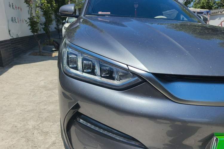 Used BYD Song PLUS New Energy 2021 EV Flagship Model Right Front Headlight