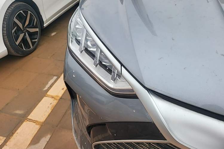 Used BYD Song PLUS New Energy 2021 DM-i 51KM Prestige Model Right Front Headlight