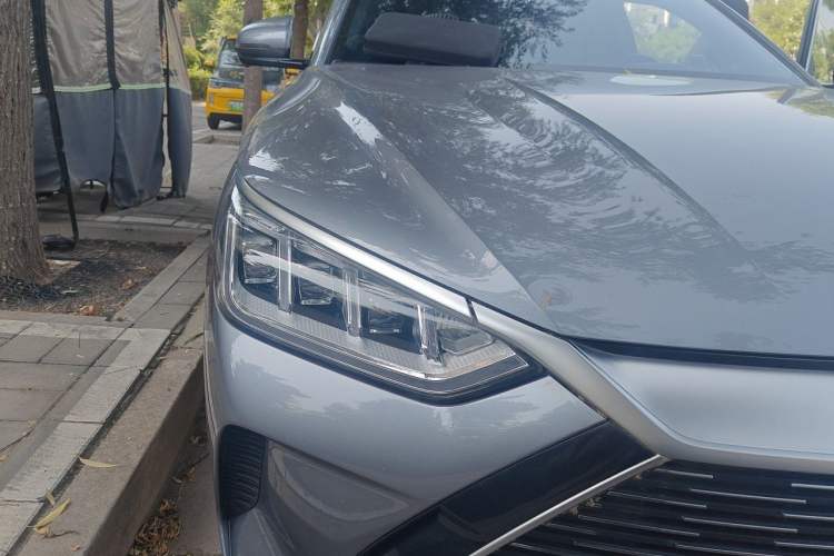Used BYD Song PLUS New Energy 2021 DM-i 110KM Flagship PLUS Right Front Headlight