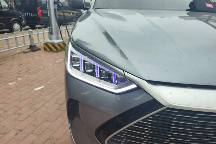 Used BYD Song PLUS New Energy 2021 DM-i 110KM Flagship PLUS Right Front Headlight