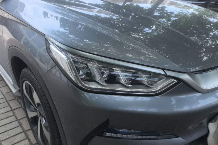 Used BYD Song PLUS New Energy 2021 EV Flagship Model Right Front Headlight