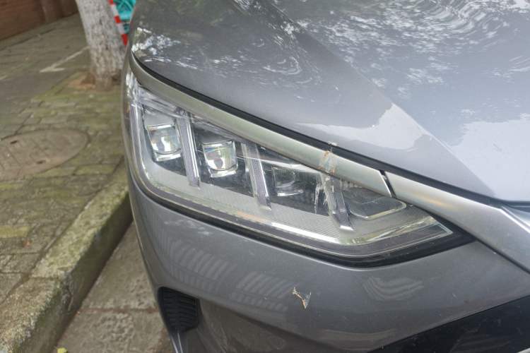 Used BYD Song PLUS New Energy 2021 DM-i 110KM Flagship PLUS Right Front Headlight