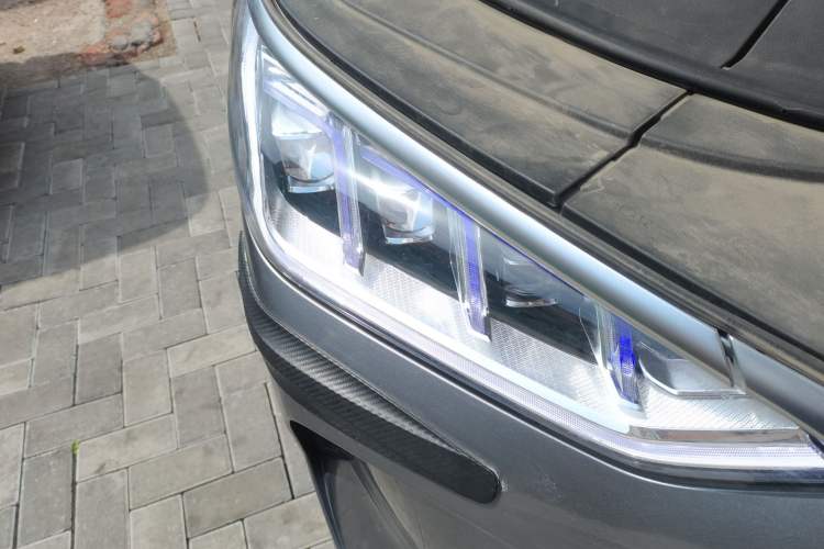 Used BYD Song PLUS New Energy 2021 DM-i 110KM Flagship PLUS Right Front Headlight