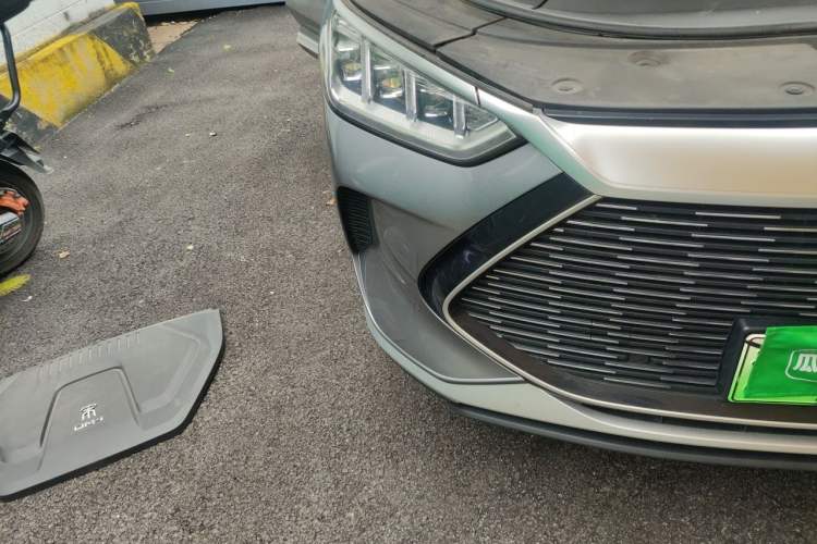 Used BYD Song PLUS New Energy 2021 DM-i 110KM Flagship PLUS Right Front Headlight