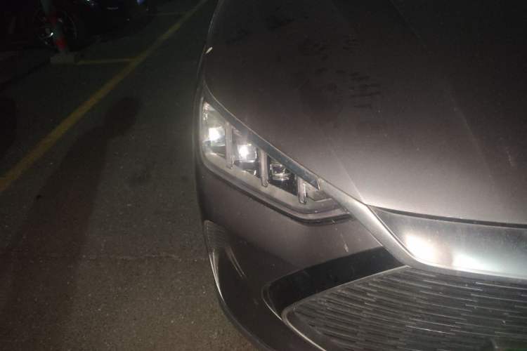 Used BYD Song PLUS New Energy 2021 DM-i 110KM Flagship PLUS Right Front Headlight