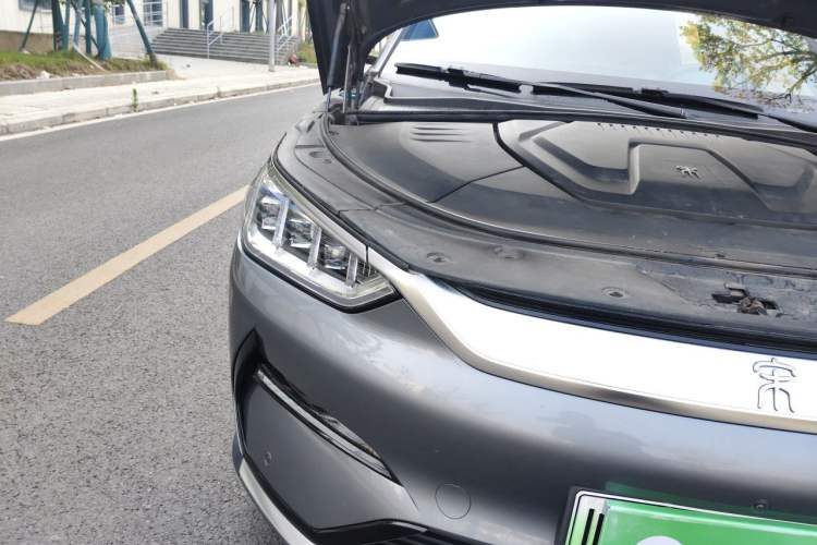 Used BYD Song PLUS New Energy 2021 EV Deluxe Model Right Front Headlight