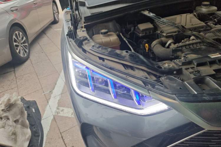 Used BYD Song PLUS New Energy 2021 DM-i 51KM Prestige Model Right Front Headlight