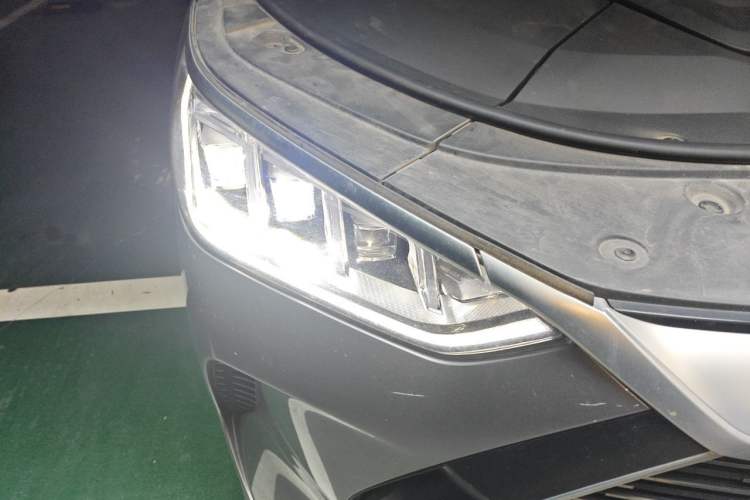 Used BYD Song PLUS New Energy 2021 DM-i 110KM Flagship PLUS Right Front Headlight